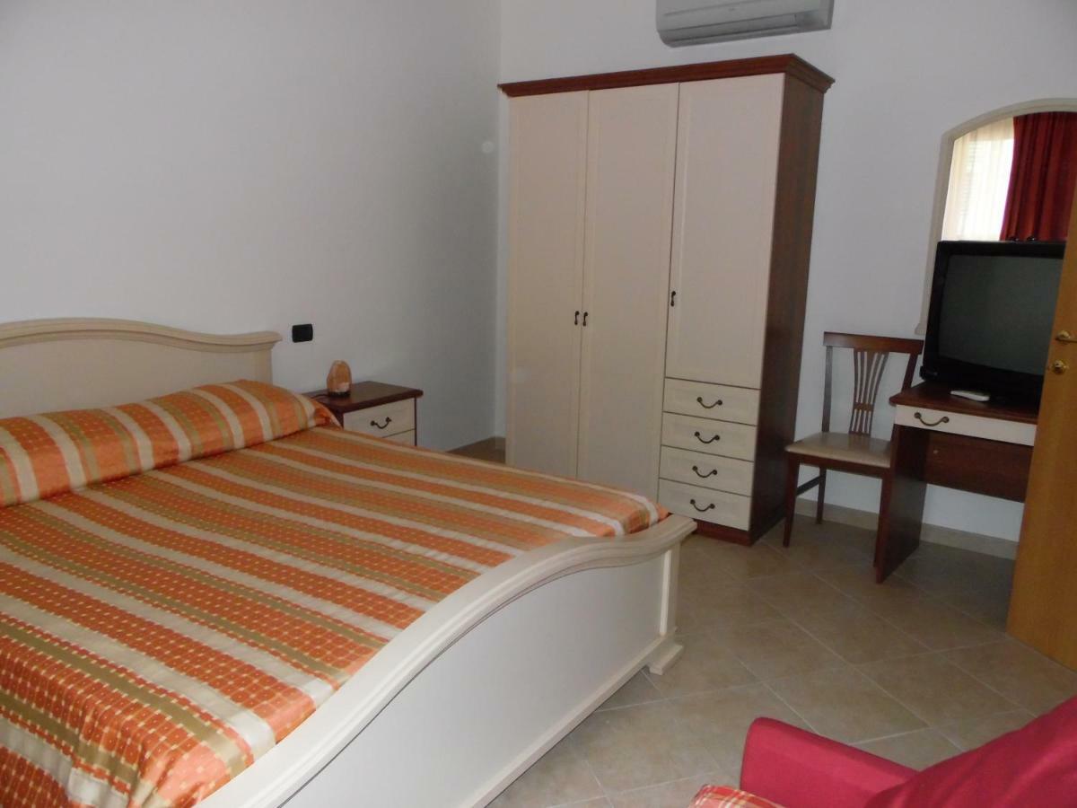 Limosano Hotel Coste Del Lago מראה חיצוני תמונה